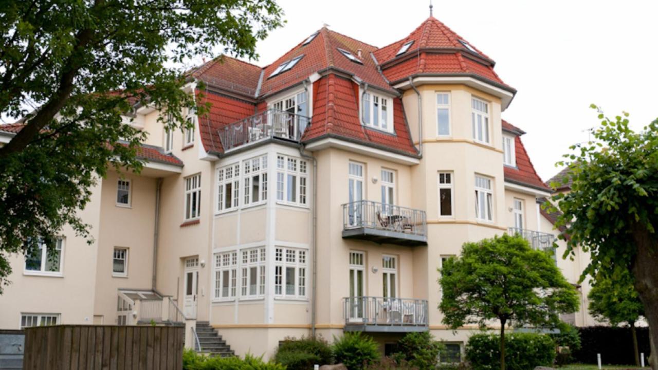 Villa Duene Mit Grosser Sonnenterrasse, Kamin, Wlan Und Tiefgarage Fuer 2-4 Personen Ostseebad Kühlungsborn Buitenkant foto