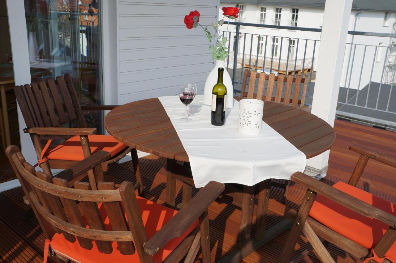 Villa Duene Mit Grosser Sonnenterrasse, Kamin, Wlan Und Tiefgarage Fuer 2-4 Personen Ostseebad Kühlungsborn Buitenkant foto